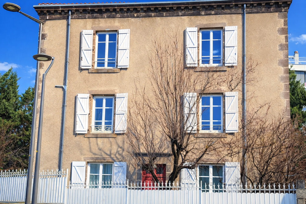 MAISON 10 PIÈCES 243 m2 CLERMONT-FERRAND MONTJUZET JARDIN GRANGES