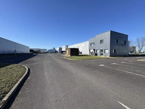 VENTE ENTREP&Ocirc;T 1350m2 &agrave; CLERMONT-FERRAND LE BREZET 2 650 000� 2650000 63100 Clermont ferrand