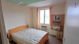  Immeuble à vendre 14 pièces 214 m²