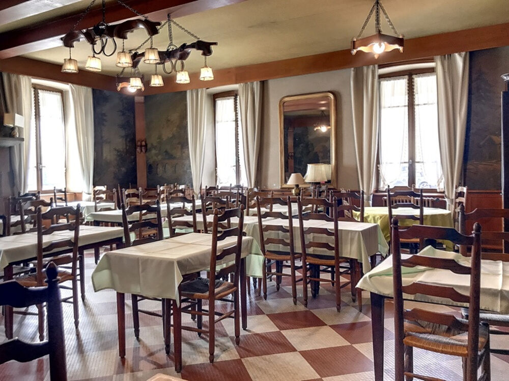   ANCIEN HOTEL RESTAURANT À VERTOLAYE 22 chambres ( parc naturel Livradois/forez) Vertolaye