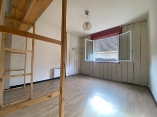  Maison à vendre 10 pièces 133 m²