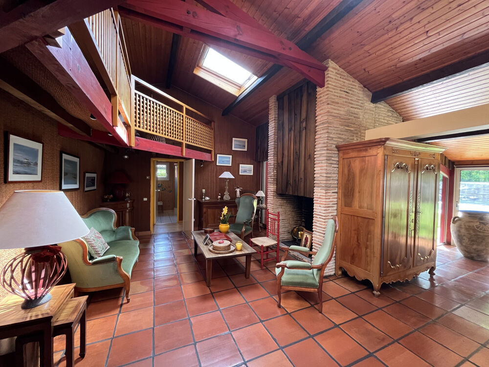 CASSY: Villa de Charme en lisière de foret, piscine