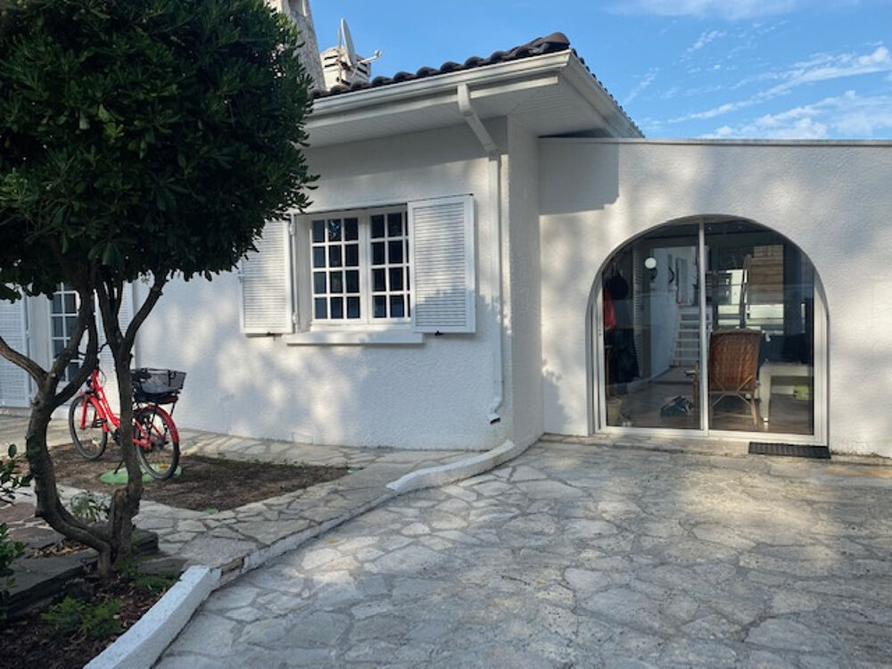 Maison 9 pièces 132 m² · à Lege Cap Ferret · 132 m² · 884 000 €