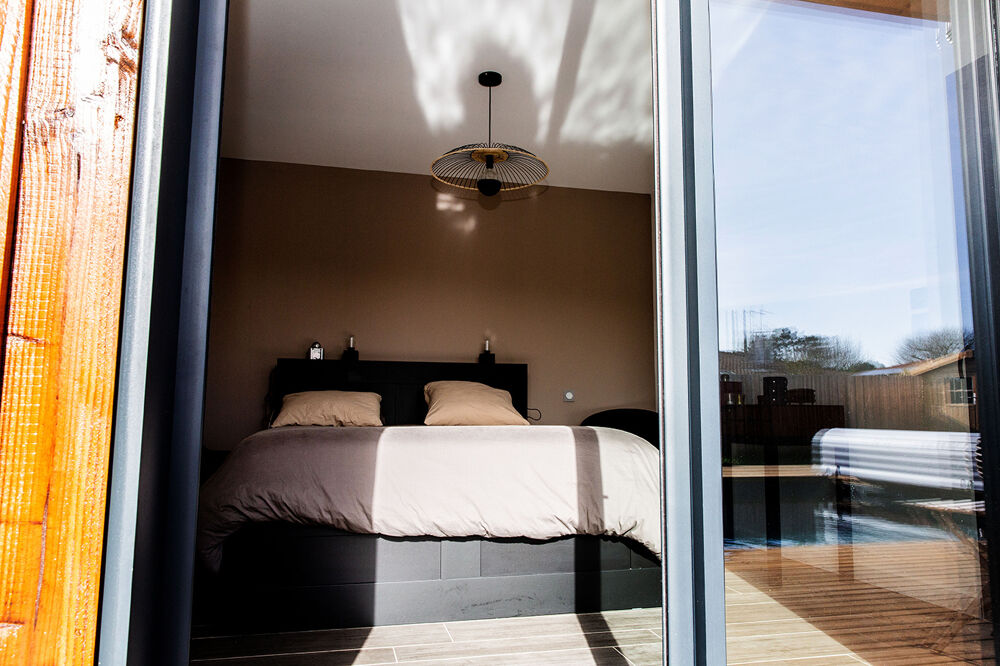 Vente Maison ANDERNOS LES BAINS - MAISON CONTEMPORAINE PLAIN-PIED 5 PIECES AVEC PISCINE CHAUFFÉE, STUDIO INDÉPENDANT ET ESP Andernos les bains