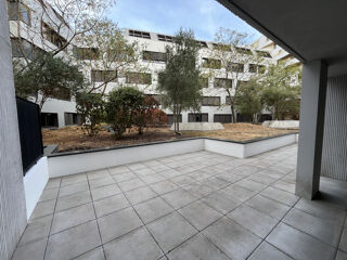 Vente Appartement BORDEAUX BASSINS À FLOT   LIMITE CHARTRONS   APPARTEMENT 3 PIÈCES   GRANDE TERRASSE 48 M2   GARAGE Bordeaux