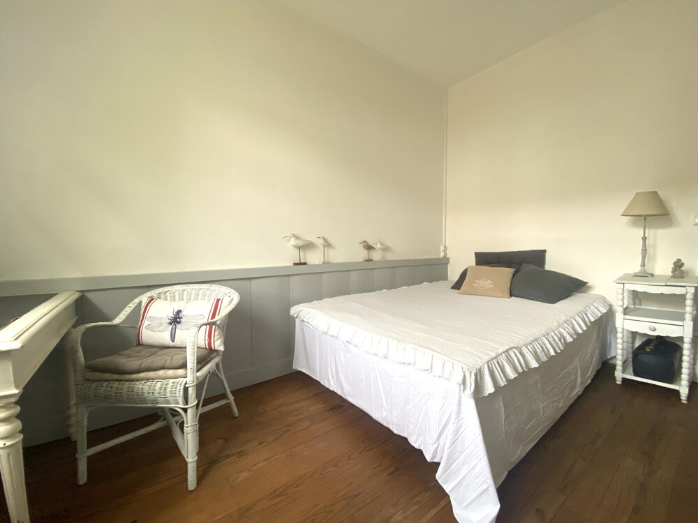 ANDERNOS LES BAINS, Maison de type T4 Grande parcelle Dépendance