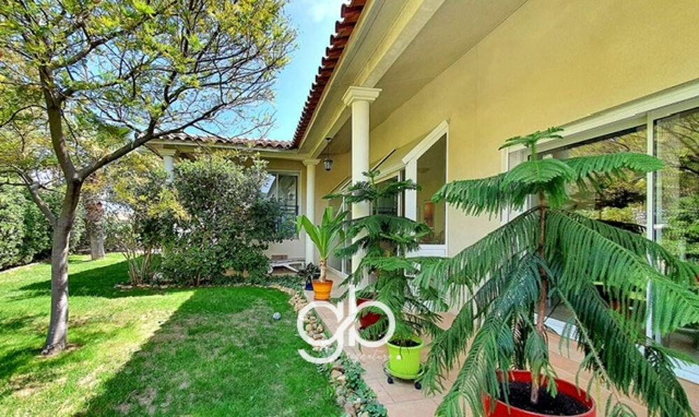 VILLA STANDING-5 CHAMBRES- PISCINE CHAUFFÉE - GRAU D'AGDE -PLAGE- 34300