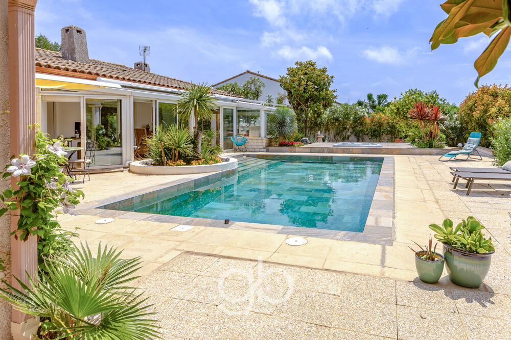 Vente Maison Villa d'exception 230 m2 plain-pied avec piscine & jacuzzi | Lattes Lattes