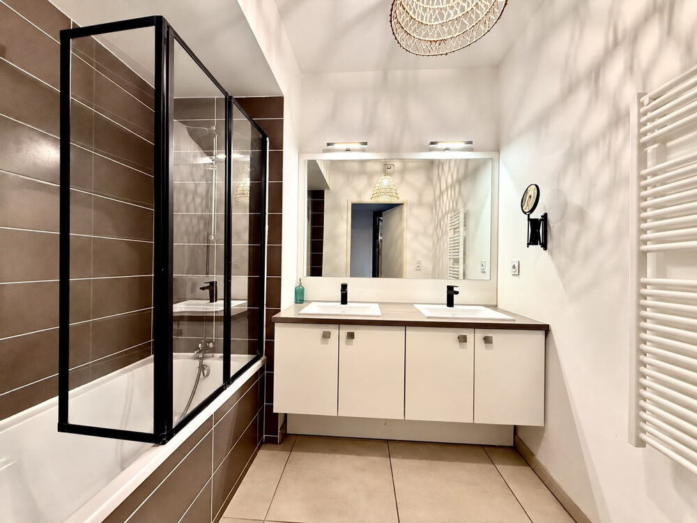 Vente Maison Esprit Maison de Ville ,  Appartement Duplex 85 m2  Montpellier Centre Montpellier