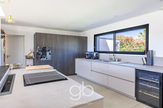 Maison à vendre 5 pièces 218 m²