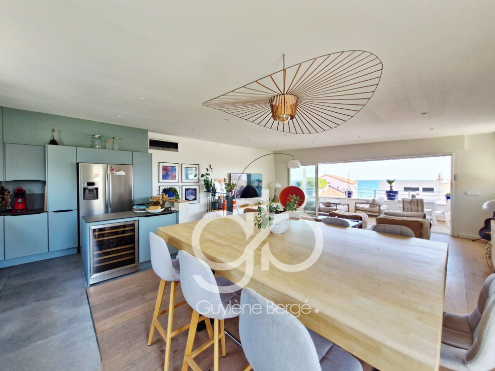 Duplex T5 de 120m2 vue mer + rooftop + studio 18m2 à Palavas-les-Flots (34250).