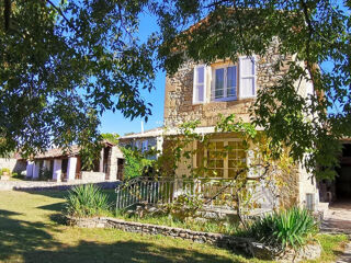  Maison � vendre 15 + pi�ces 495 m�