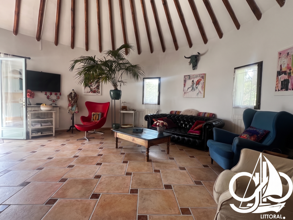 Vente Maison Villa 'Esprit Cmargue' avec couloir de nage - 400m de la mer Le grau du roi