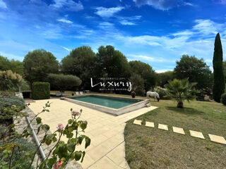  Maison � vendre 15 + pi�ces 495 m�