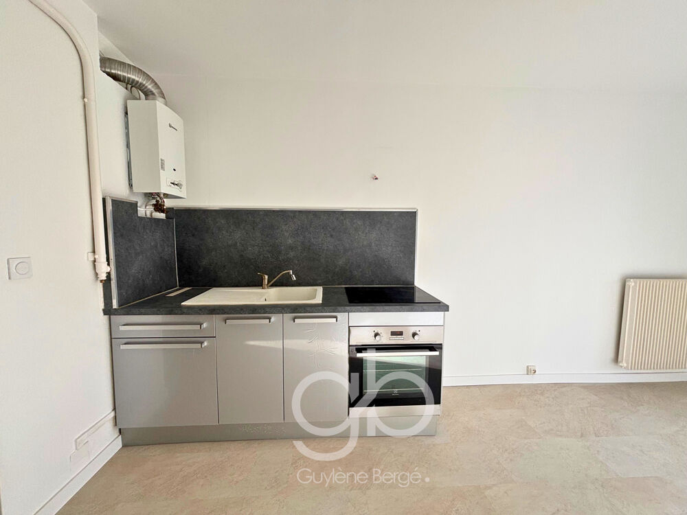 Vente Appartement Quartier Estanove   T3 rénové avec terrasse, parking et cave   Montpellier Montpellier