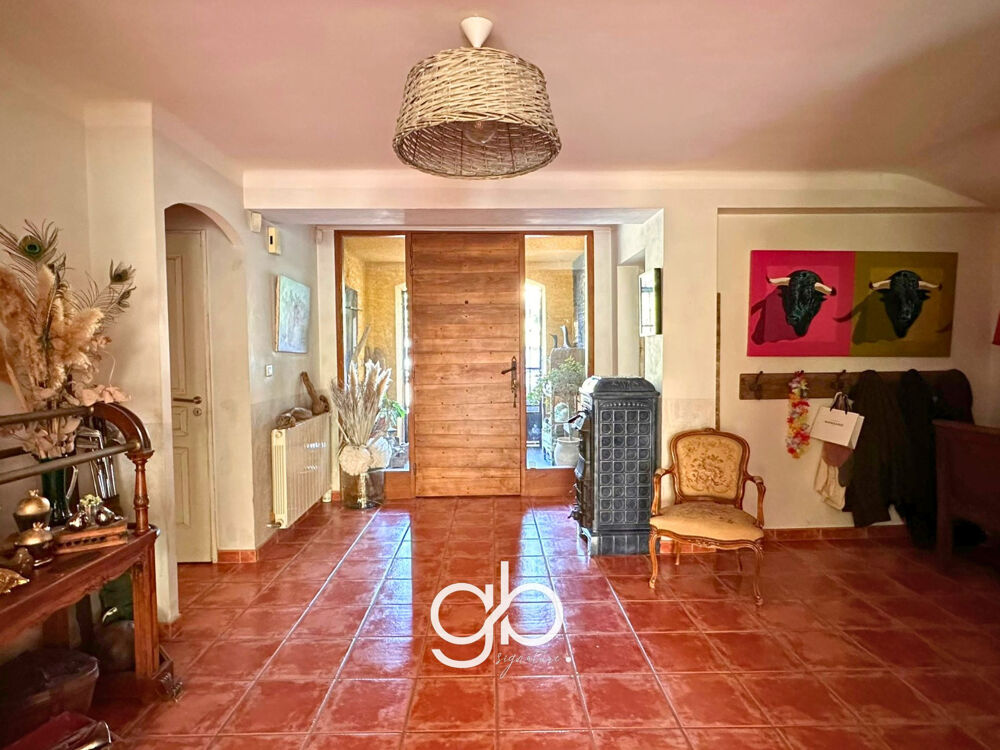 Vente Maison MAISON À VENDRE MONTPELLIER - 5 CHAMBRES - 213 M2 - JARDIN - ANCIEN MAS DE CHARME - GB SIGNATURE Montpellier
