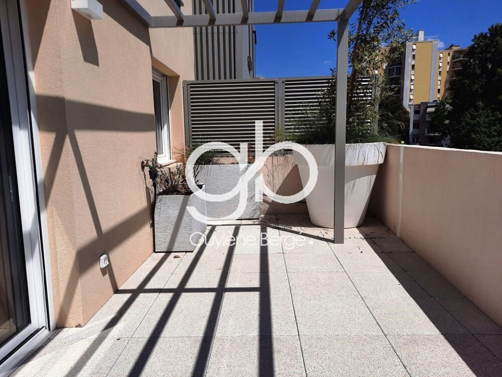 Appartement Duplex 5 Pièces avec 2 Terrasses et Parking - Montpellier