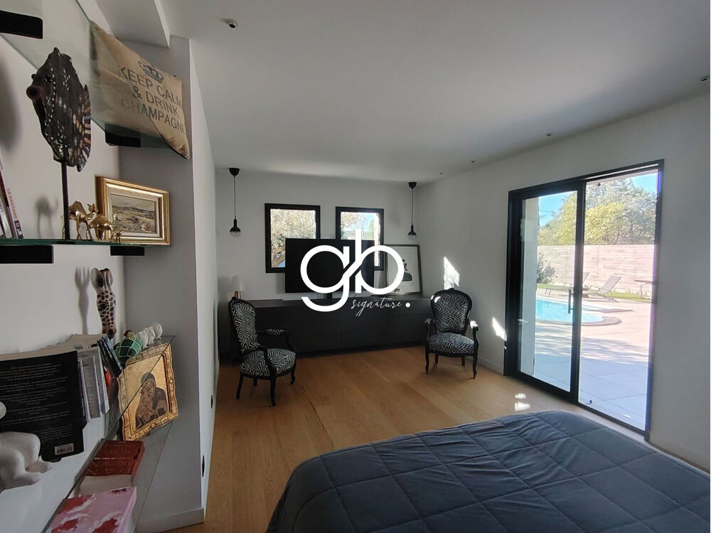  vendre  Maison Uzs (30700)