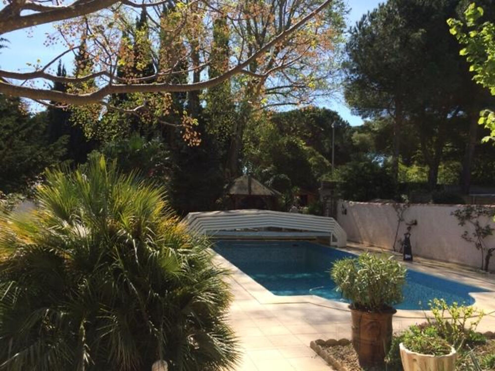 Vente Maison Maison la Grande Motte 850M2 de terrain + Pisicne La grande motte