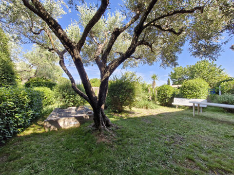   Villa 5 pi�ces de 120 m2 sur une parcelle arbor�e de 450m2 proche des commodit�s. Maison - 5 pi�ce(s) - 120 m�