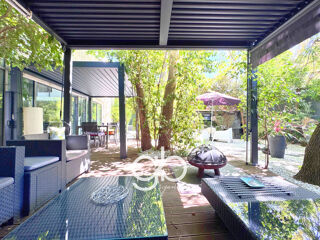 Vente Maison À VENDRE   MONTPELLIER ARCEAUX   VILLA D'ARCHITECTE DE 197 M2 6 PIECES - STATIONNEMENT JARDIN ET JACUZZI Montpellier