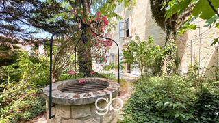  Maison à vendre 12 pièces 369 m²