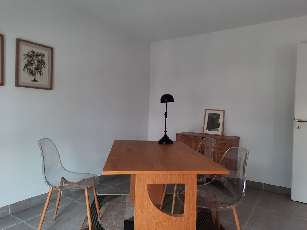 Appartement T3 de 64 m2 avec loggia Calme absolu Nîmes