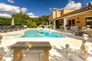  Maison � vendre 6 pi�ces 220 m�