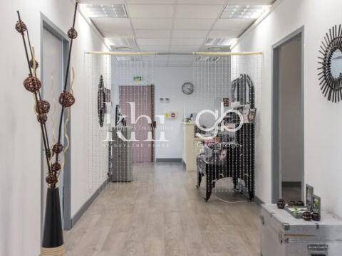   Fonds de commerce Institut de Beauté à vendre - Clientèle fidèle | Zone commerciale Espace Bocaud, Jacou (3483 