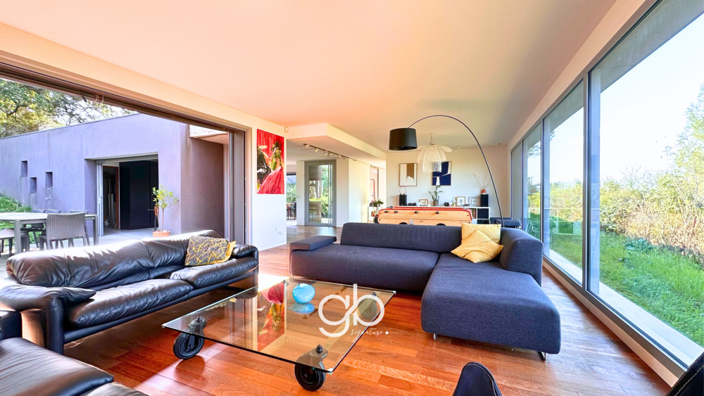 Vente Maison VILLA À VENDRE À CASTELNAU-LE-LEZ - MAISON D'ARCHITECTE DE PLAIN-PIED AVEC PISCINE ET VUE PANORAMIQUE SUR LE P Castelnau le lez
