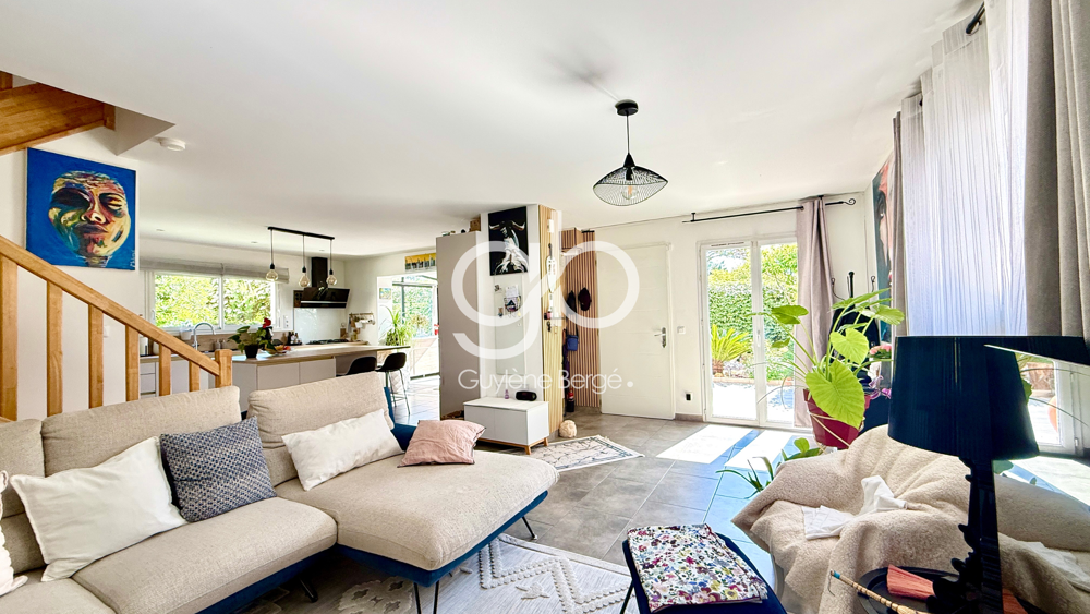Vente Maison Villa récente Juvignac 111m2 DPE A Panneaux Solaires Jardin Juvignac