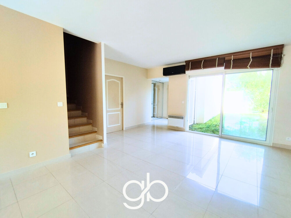 Vente Maison VILLA FAMILIALE AVEC PISCINE   IMPASSE CALME    T4     SAINT-VINCENT-DE-BARBEYRARGUES   PROCHE MONTPELLIER St vincent de barbeyrargues