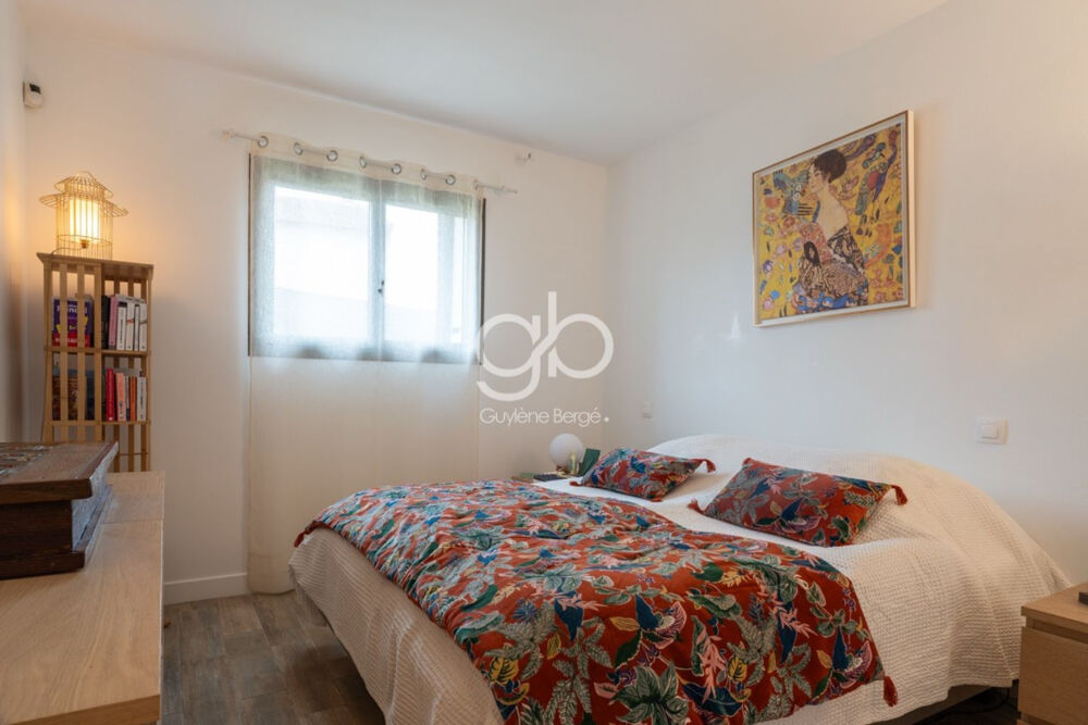 � vendre  Maison M�ze (34140)