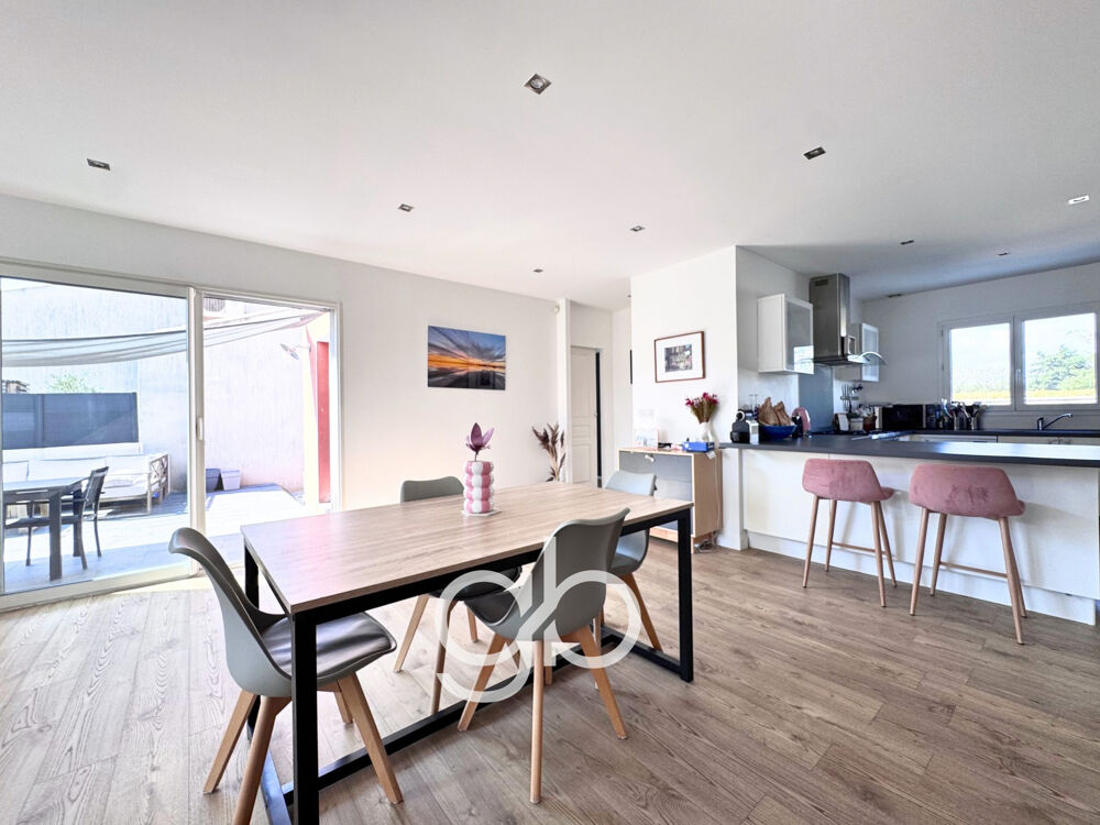 Vente Maison Maison 5 pièces 113 m2 avec piscine et terrasse   Villeneuve-lès-Maguelone Villeneuve les maguelone