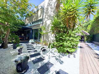 Vente Maison À VENDRE   MONTPELLIER ARCEAUX   VILLA D'ARCHITECTE DE 197 M2 6 PIECES - STATIONNEMENT JARDIN ET JACUZZI Montpellier