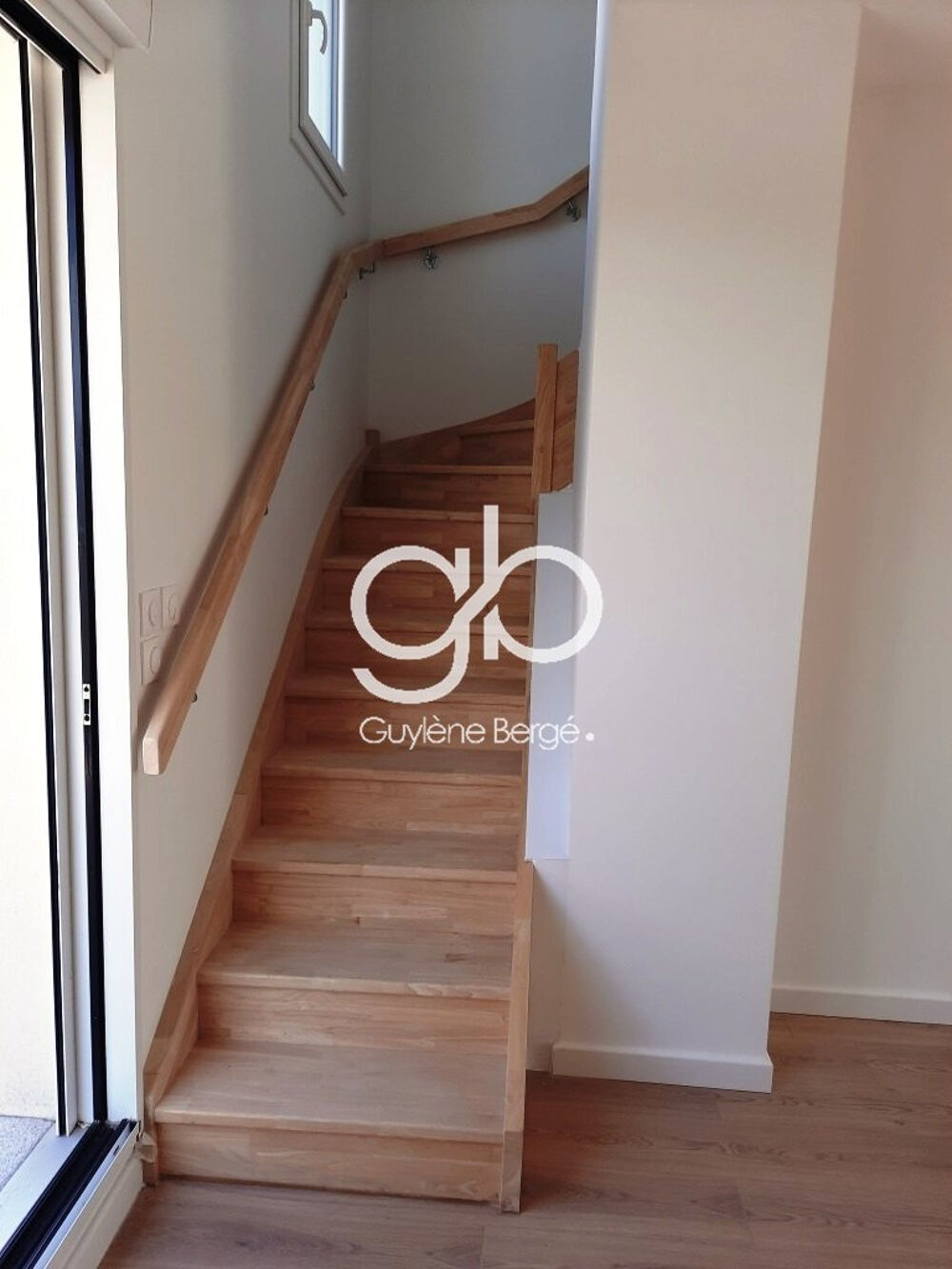 Appartement Duplex 5 Pièces avec 2 Terrasses et Parking - Montpellier