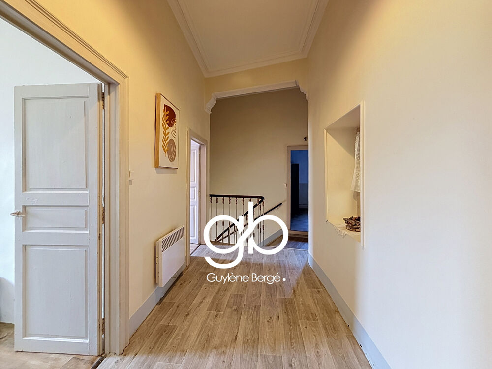Vente Maison Ensemble immobilier de caractère avec maison de village, appartement T2 et studio indépendants    Aubais Aubais