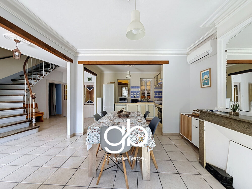 Maison 9 pièces 258 m² · à Aubais · 258 m² · 470 000 €