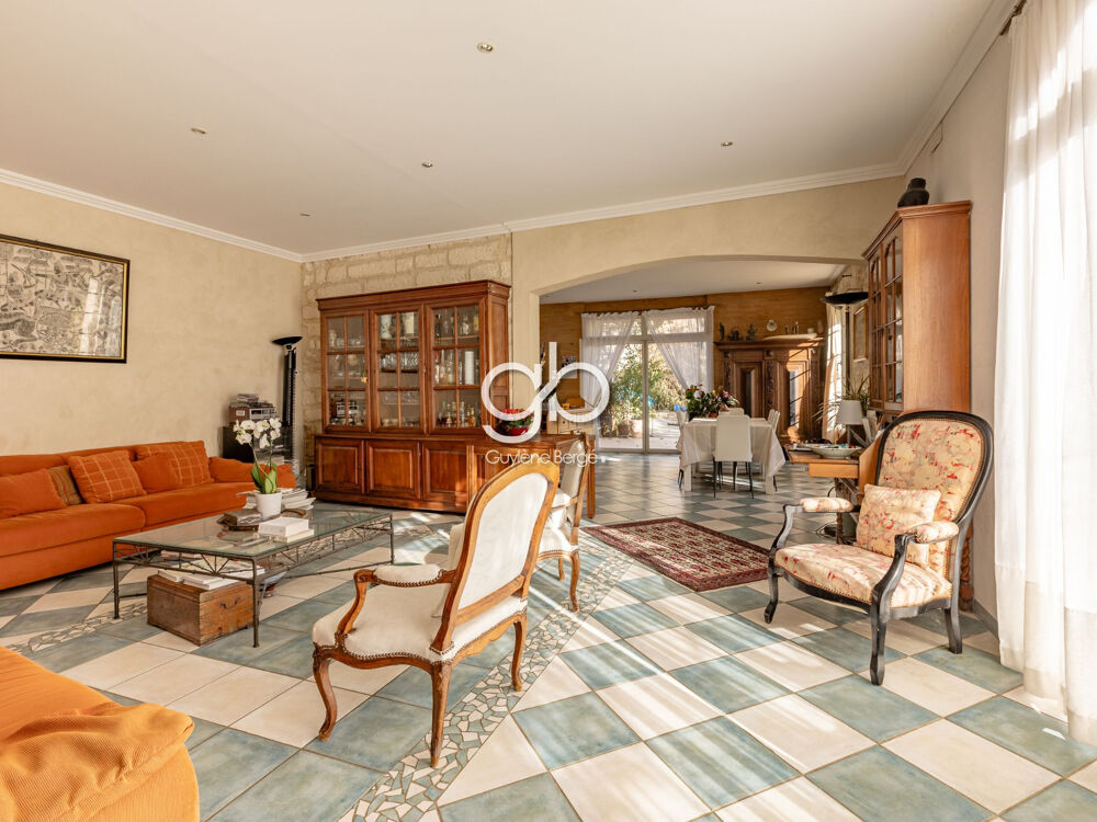 Vente Maison Maison de caract�re   283 m2   Piscine   Jardin paysager   Proche centre Montpellier