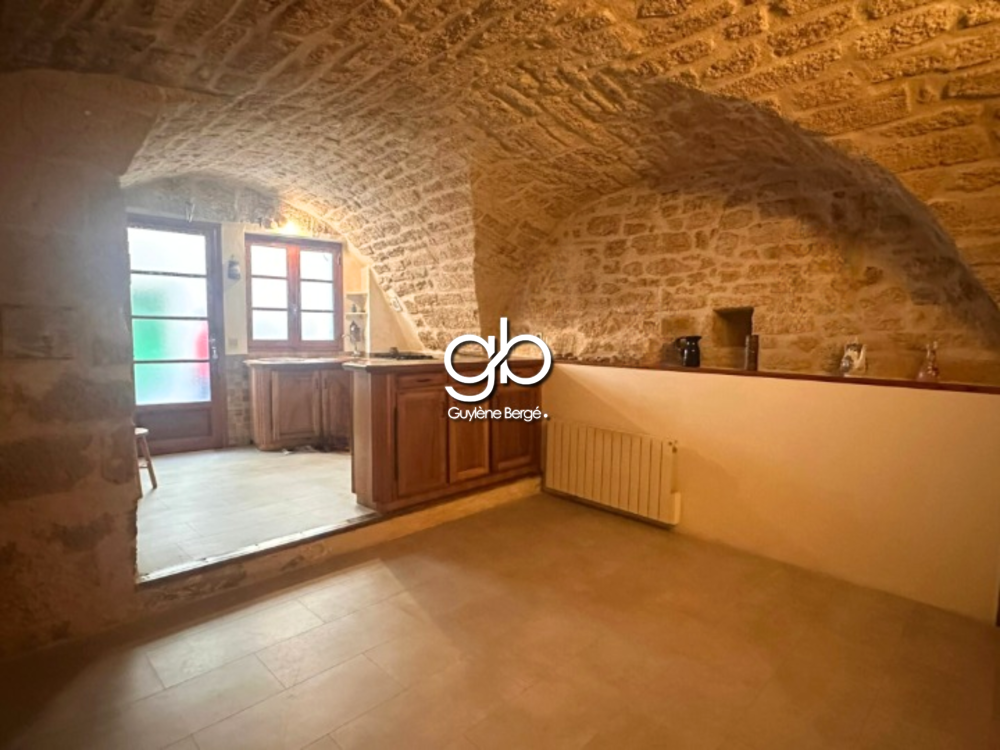 Vente Maison MAISON DE VILLAGE AVEC VOÛTE EN PIERRE ET CHEMINÉE   CENTRE PIGNAN   PROCHE MONTPELLIER Pignan