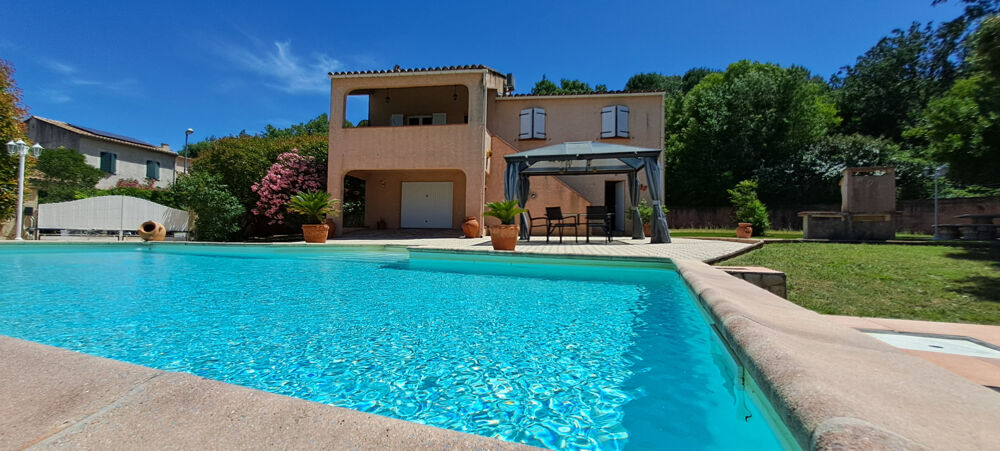Maison traditionnelle de 184 m2 utiles (90 m2 hab.) Piscine, grand garage et vue Cévennes Gajan (30730)