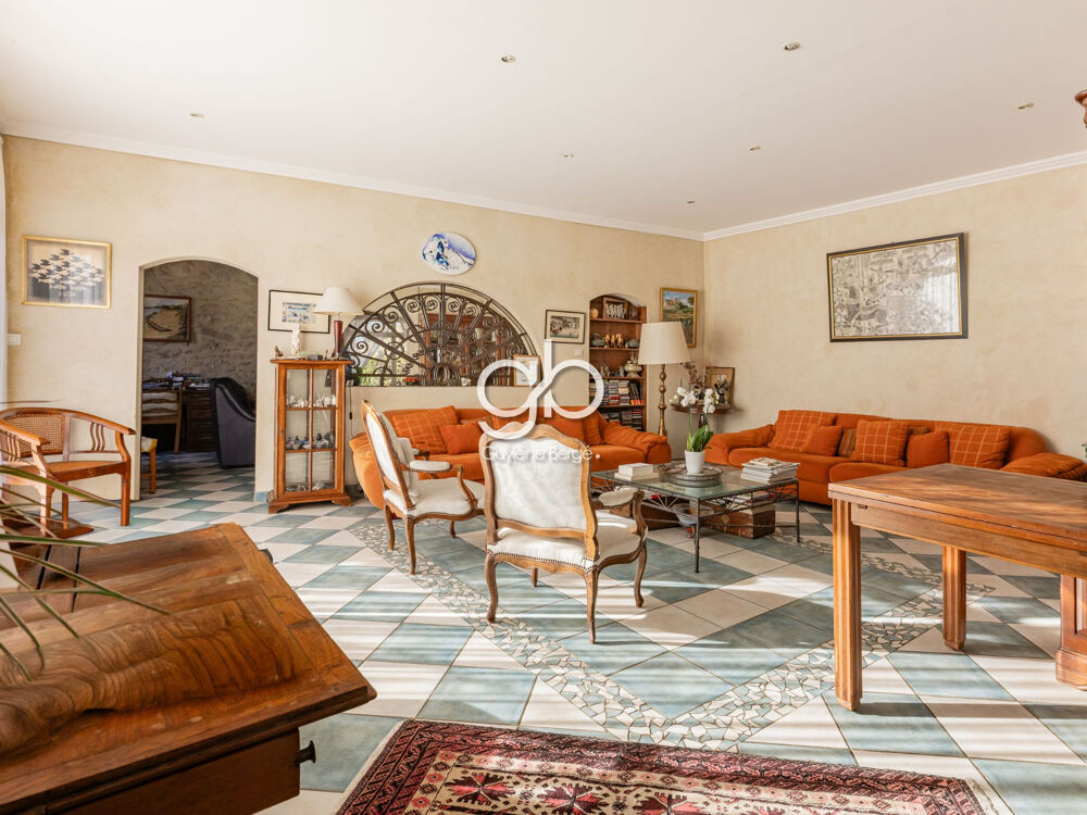 Vente Maison Maison de caract�re   283 m2   Piscine   Jardin paysager   Proche centre Montpellier