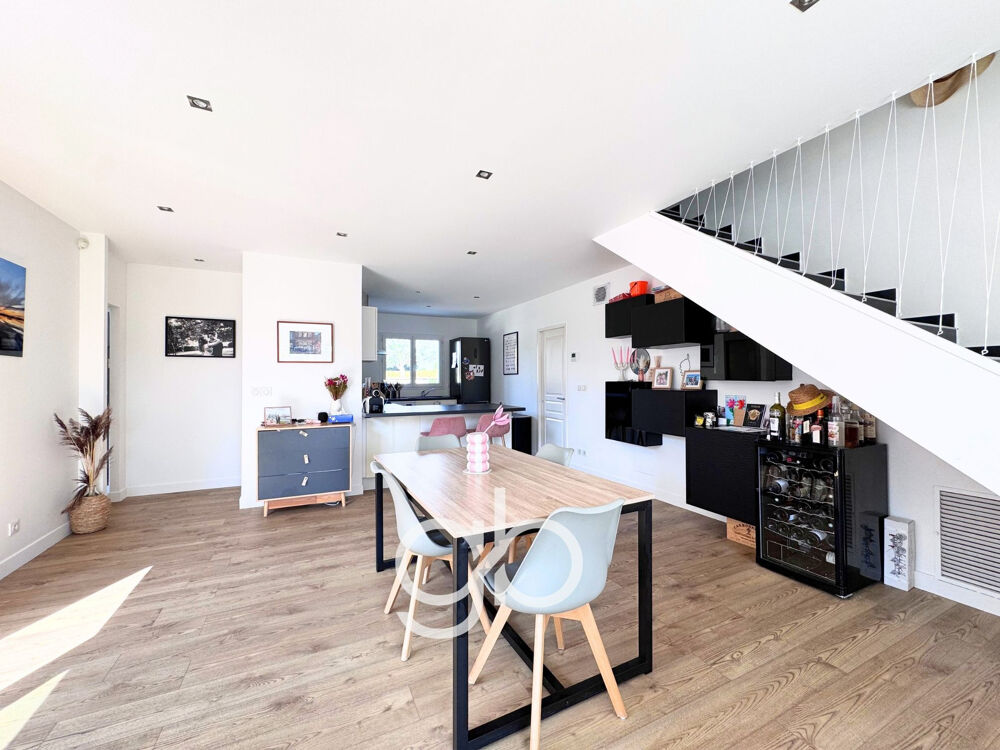 Vente Maison À VENDRE   Maison 5 pièces 113 m2 avec piscine et garage Villeneuve-lès-Maguelone Villeneuve les maguelone