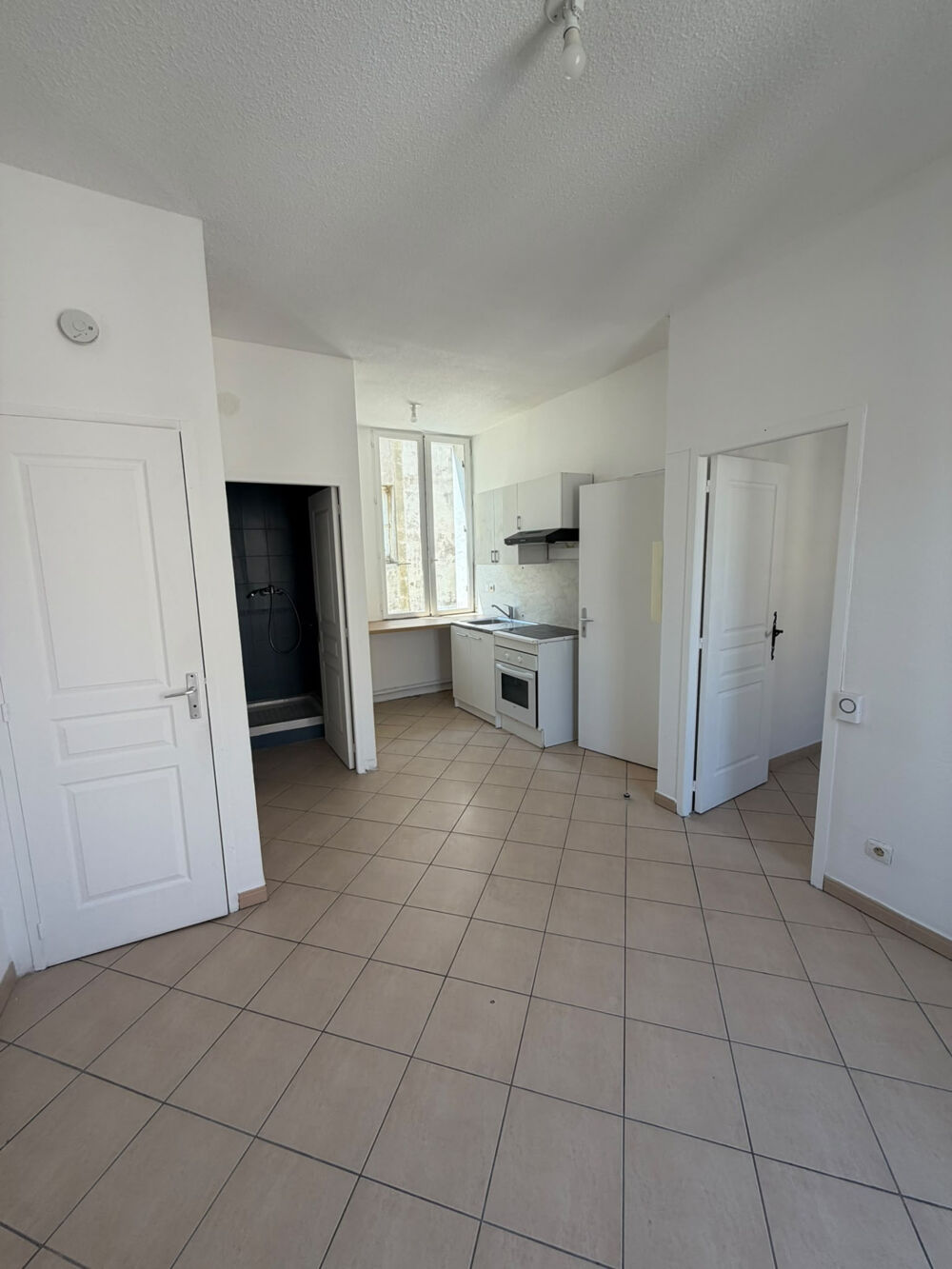 Appartement à vendre- T2- Béziers-Rénovation-Investissement