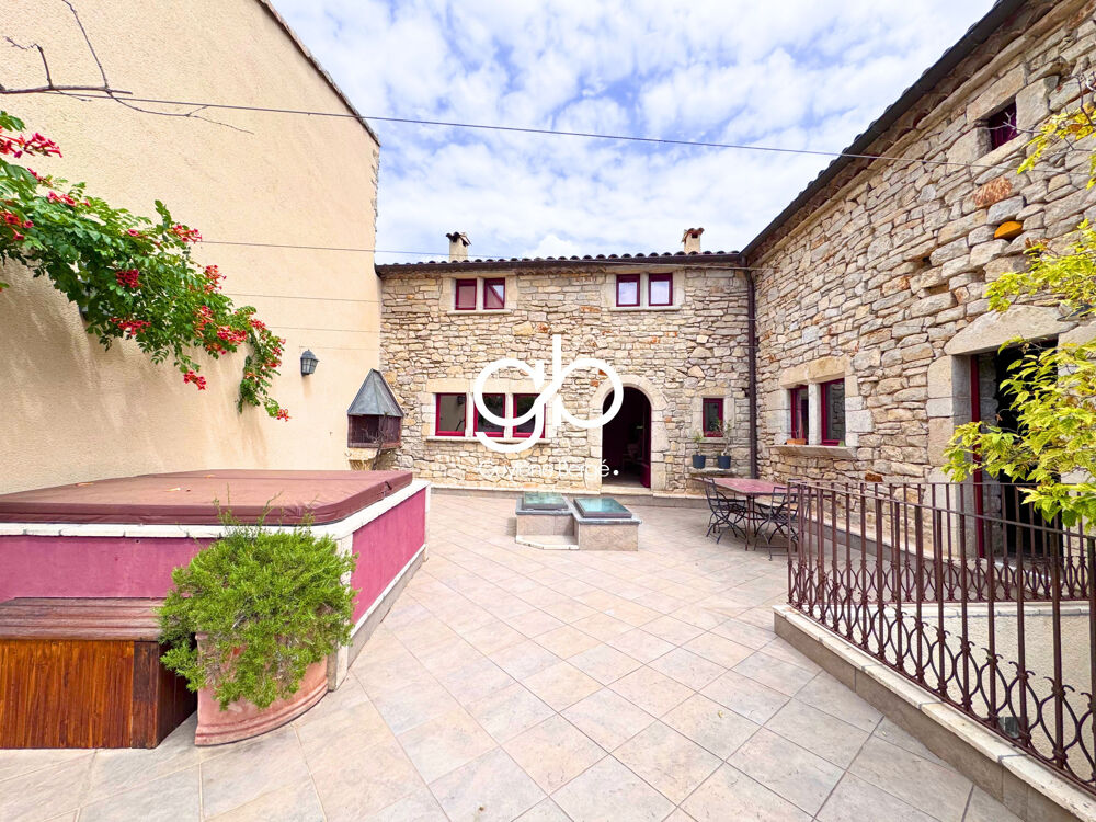 Vente Maison MAISON À VENDRE À NOTRE-DAME-DE-LONDRES - 175 M2, TERRASSE AVEC JACUZZI, ATELIER ET GRAND GARAGE Mas de londres