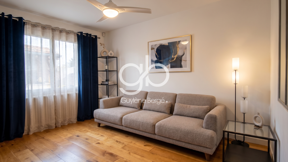 Vente Maison Villa T8 avec Piscine, Double Garage, Jardin   Saint-Brès St bres