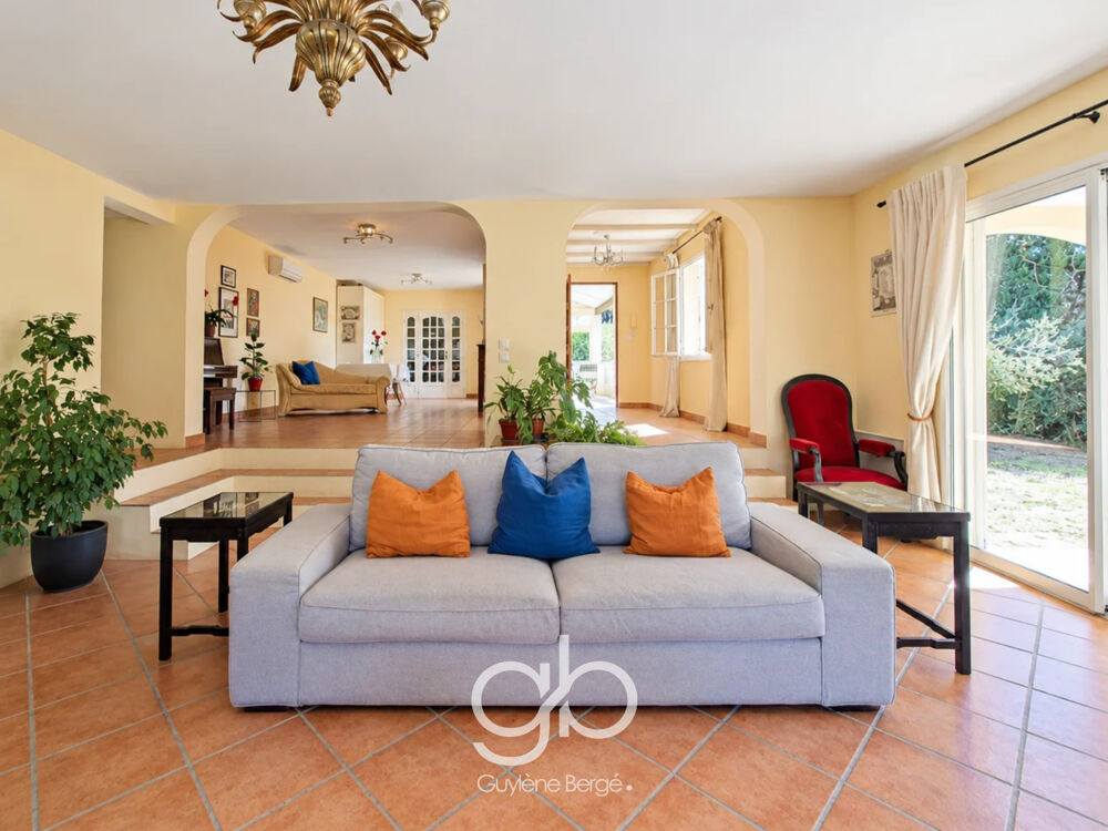 Vente Maison Sommières 30250 | Maison T6 | 4 ch + studio | piscine et grand terrain Sommieres