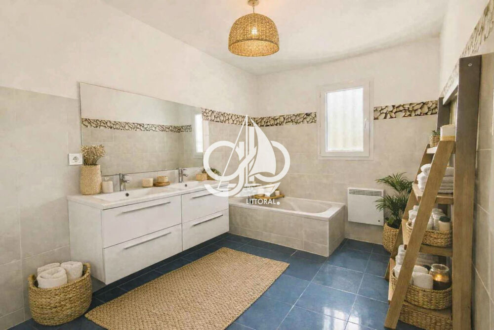 Vente Maison Villa Bord de mer 7 pièces - 168 m2 Port camargue