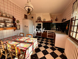  Maison � vendre 9 pi�ces 208 m�