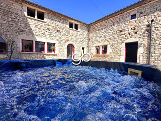  Maison � vendre 8 pi�ces 175 m�